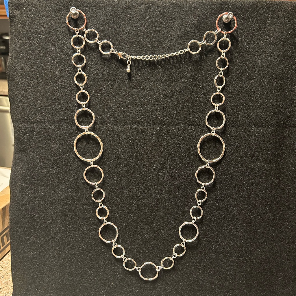 Silver Loop Necklace